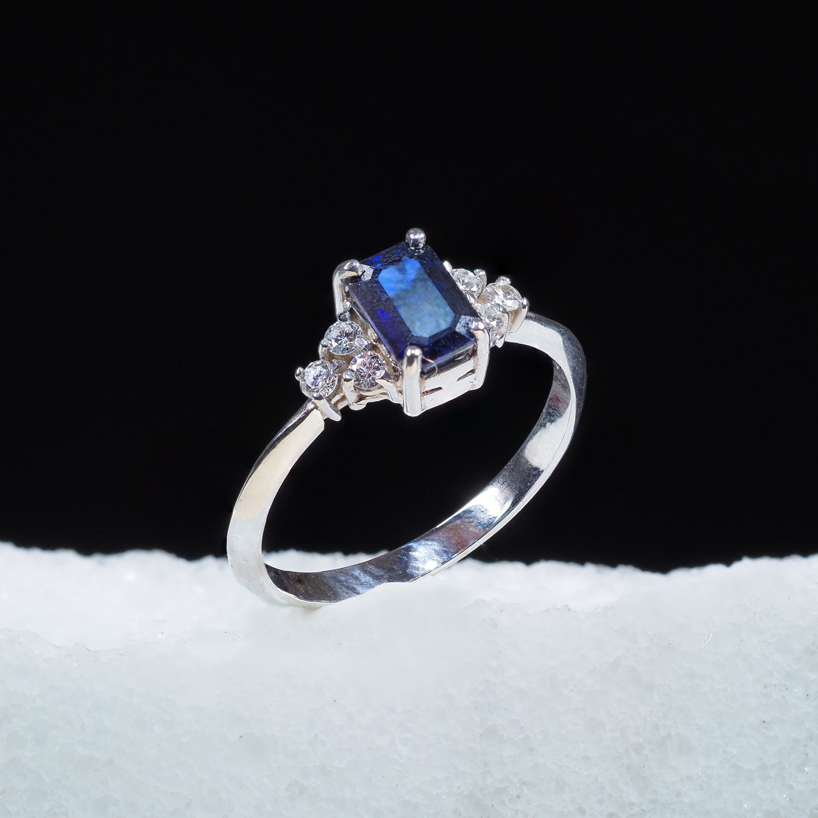 Canopus zafiro diamantes oro blanco