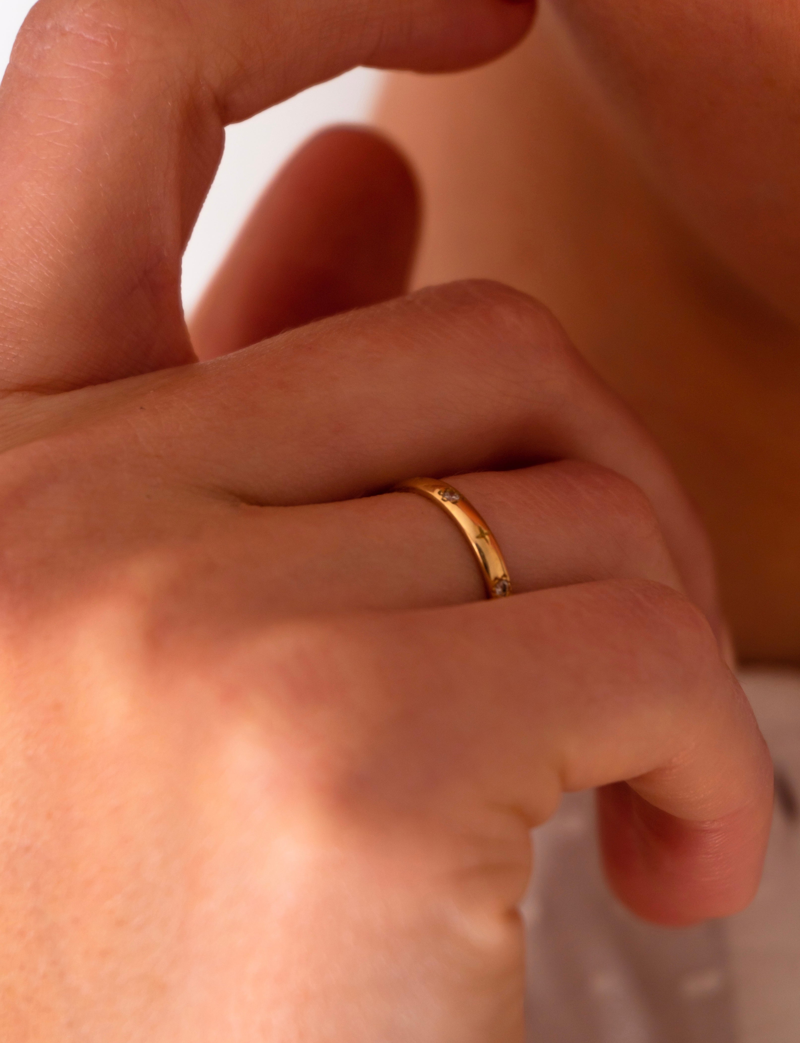 Anillo estrella - flor diamante Oro 18kt