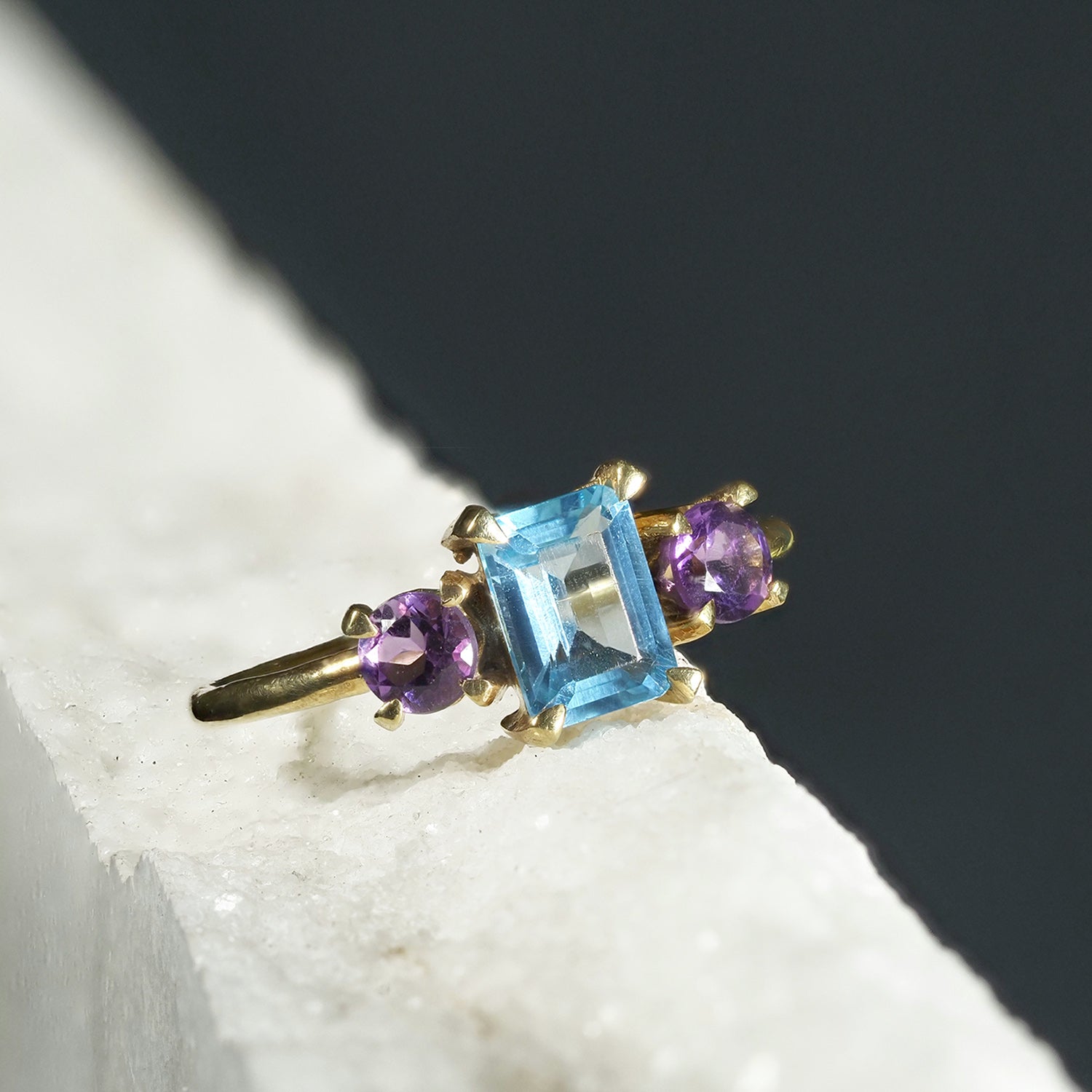 Anillo Hortensia Oro 18kt