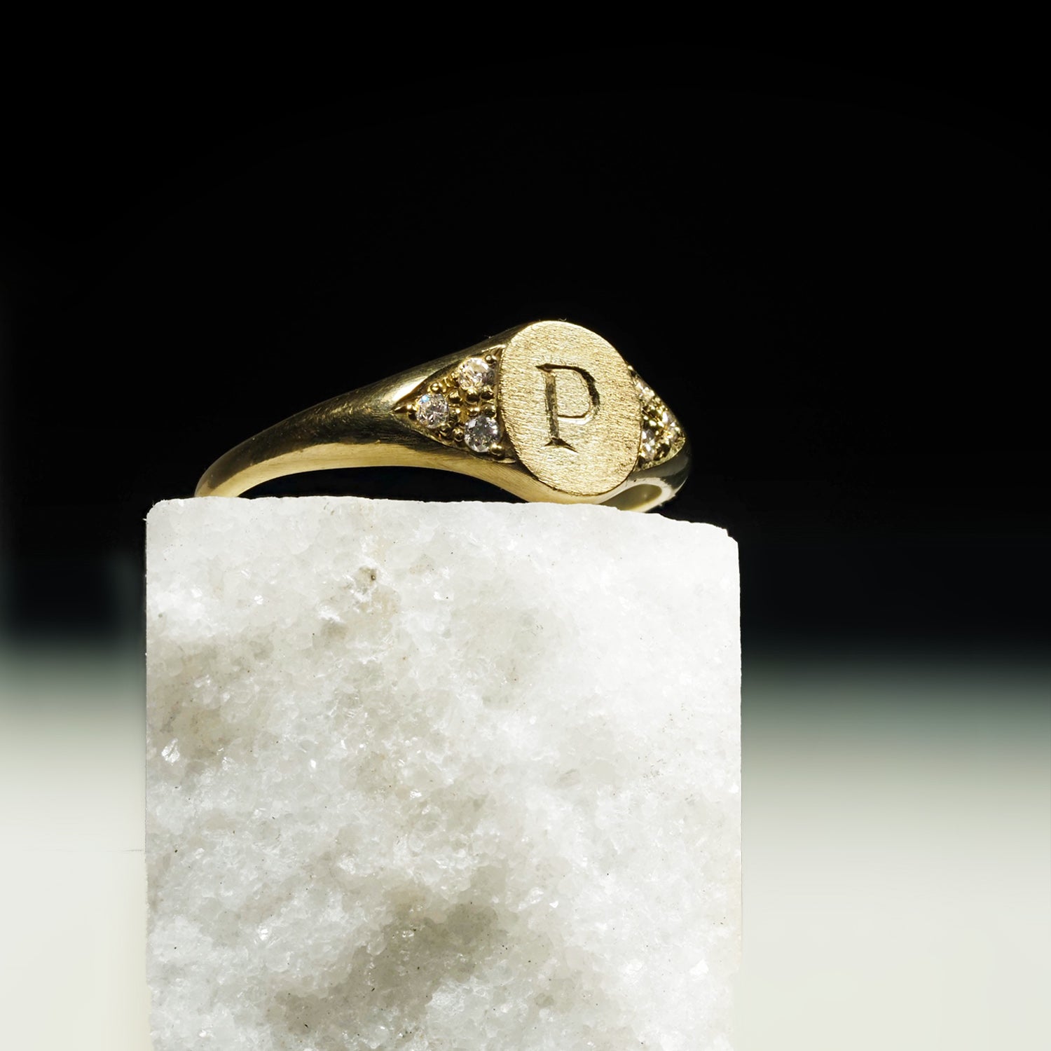 Anillo personalizado sello Oro 18kt