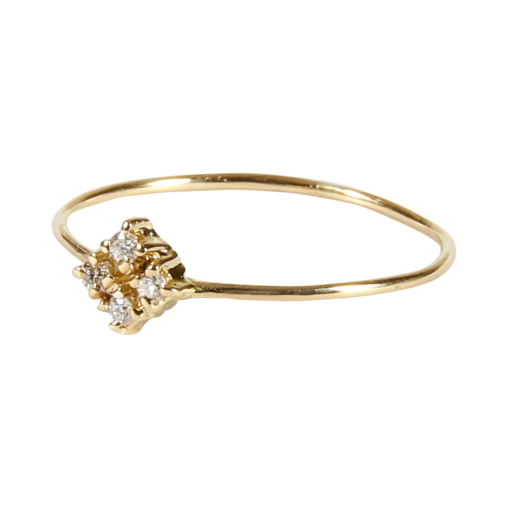 Anillo Rombo con Cuatro Diamantes en Oro Amarillo 18 K