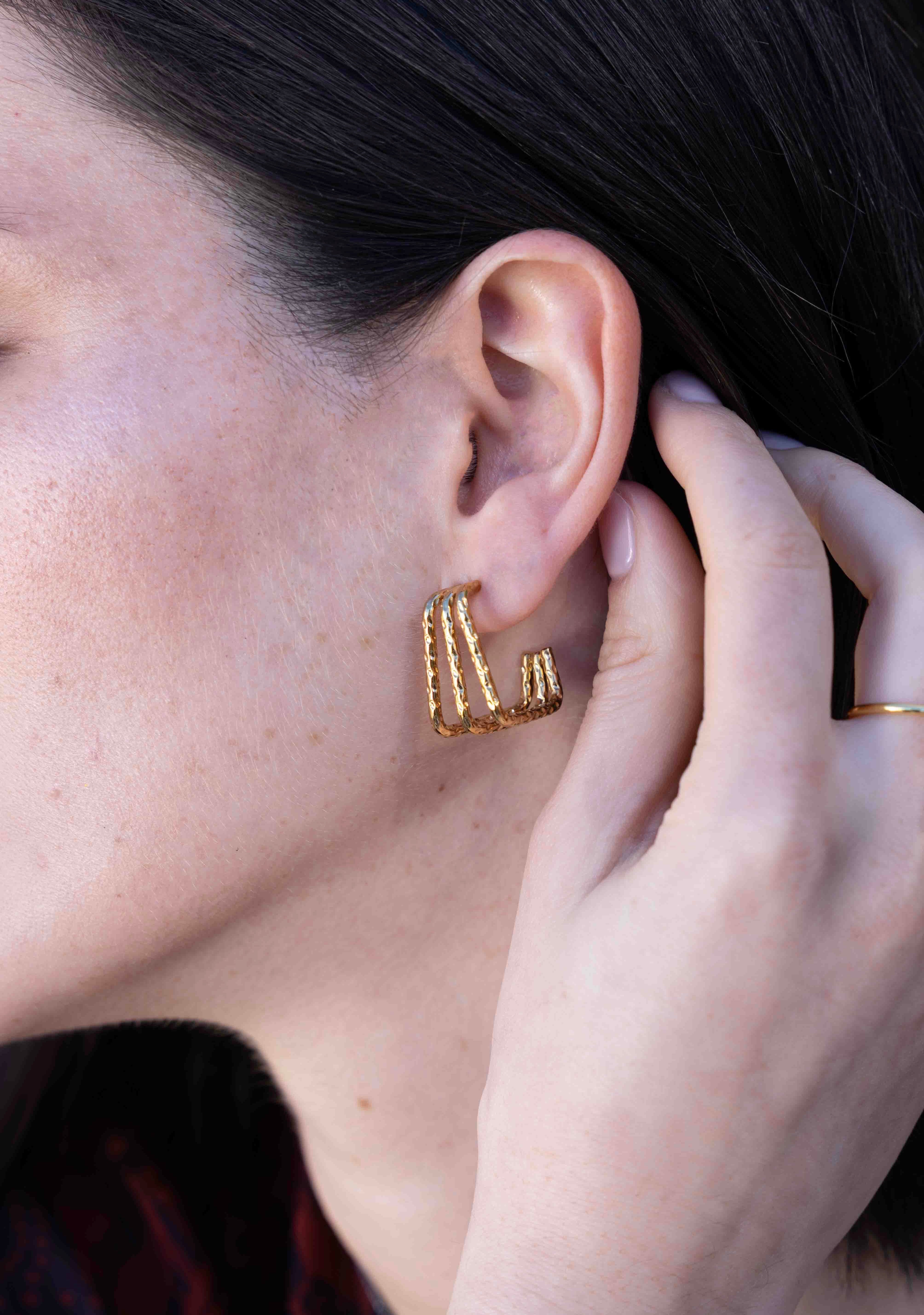 Aretes cuadrados