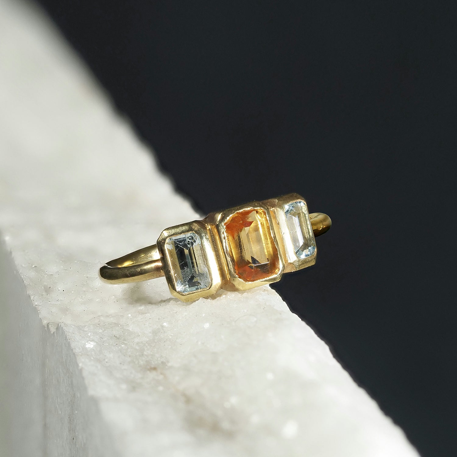Anillo citrino Oro 18kt