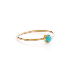 Anillo turquesa natural en oro 18k