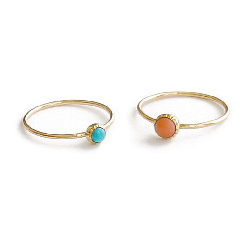 Anillo turquesa natural en oro 18k